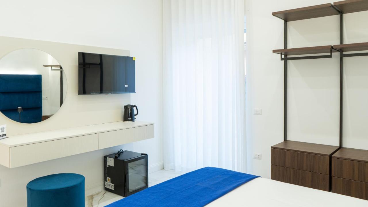Aries Suite Pompei Bagian luar foto