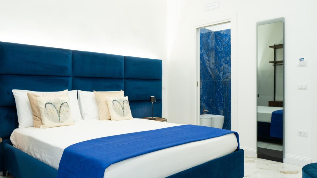 Aries Suite Pompei Bagian luar foto