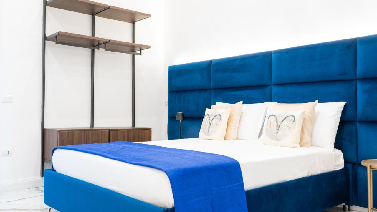 Aries Suite Pompei Bagian luar foto